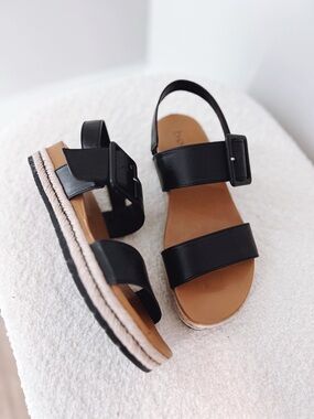 b.o.c. $90msrp sz 8 Black Two-Strap Espadrille Slingback Sandal